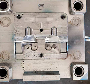 童车模具  (3).jpg